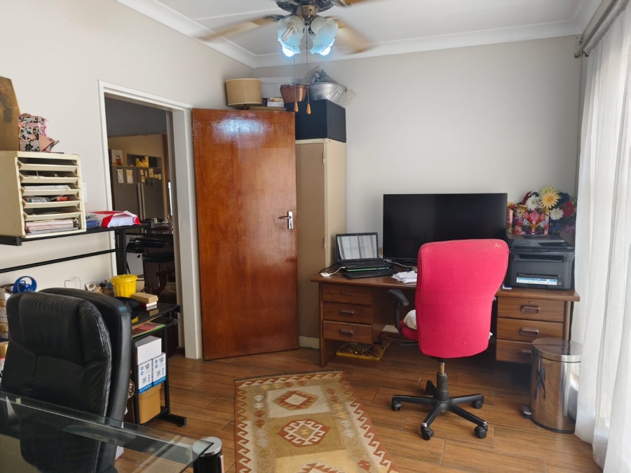 2 Bedroom Property for Sale in Bloemhof North West